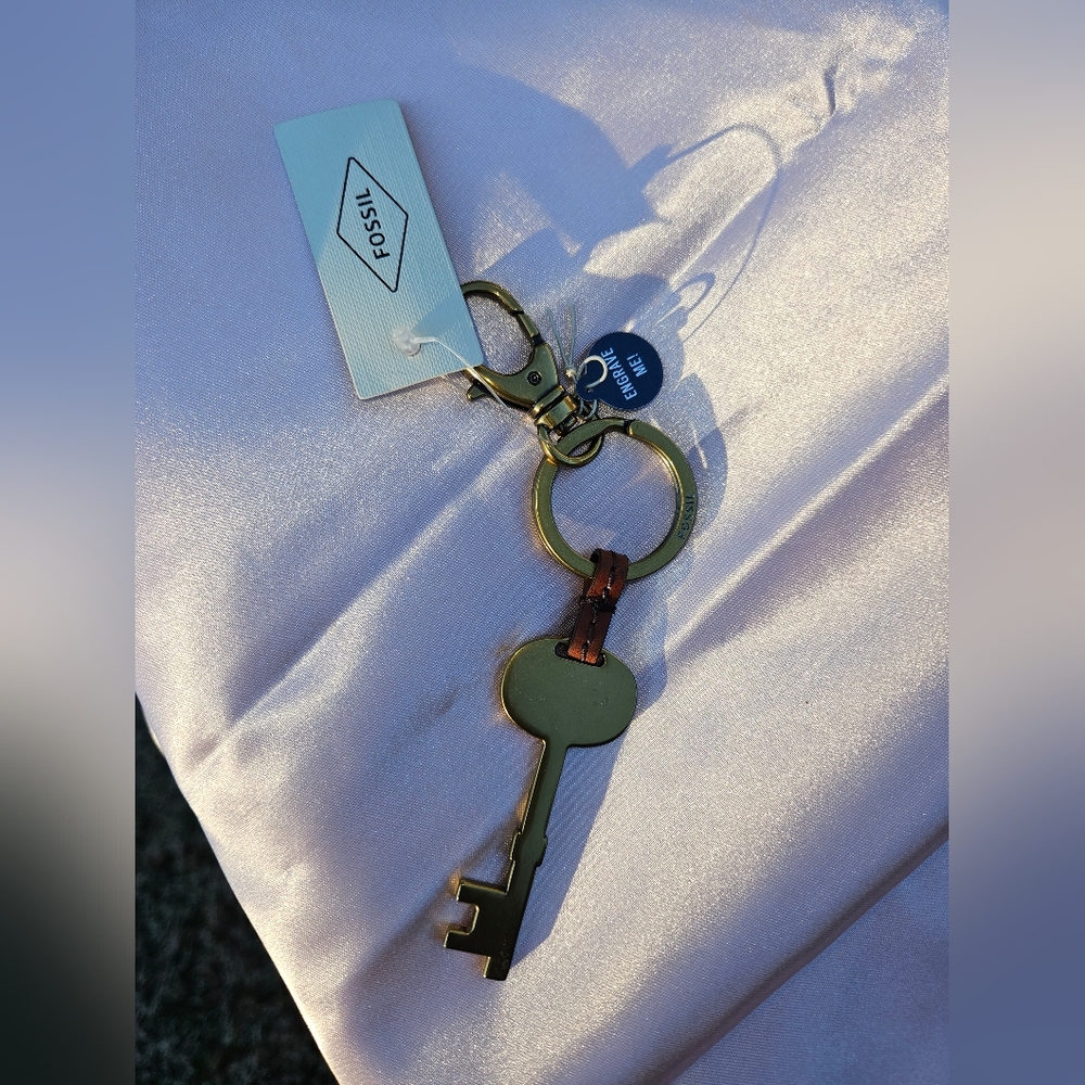 Fossil KeyChain / Purse Accessory NWT - Picture 8 of 10